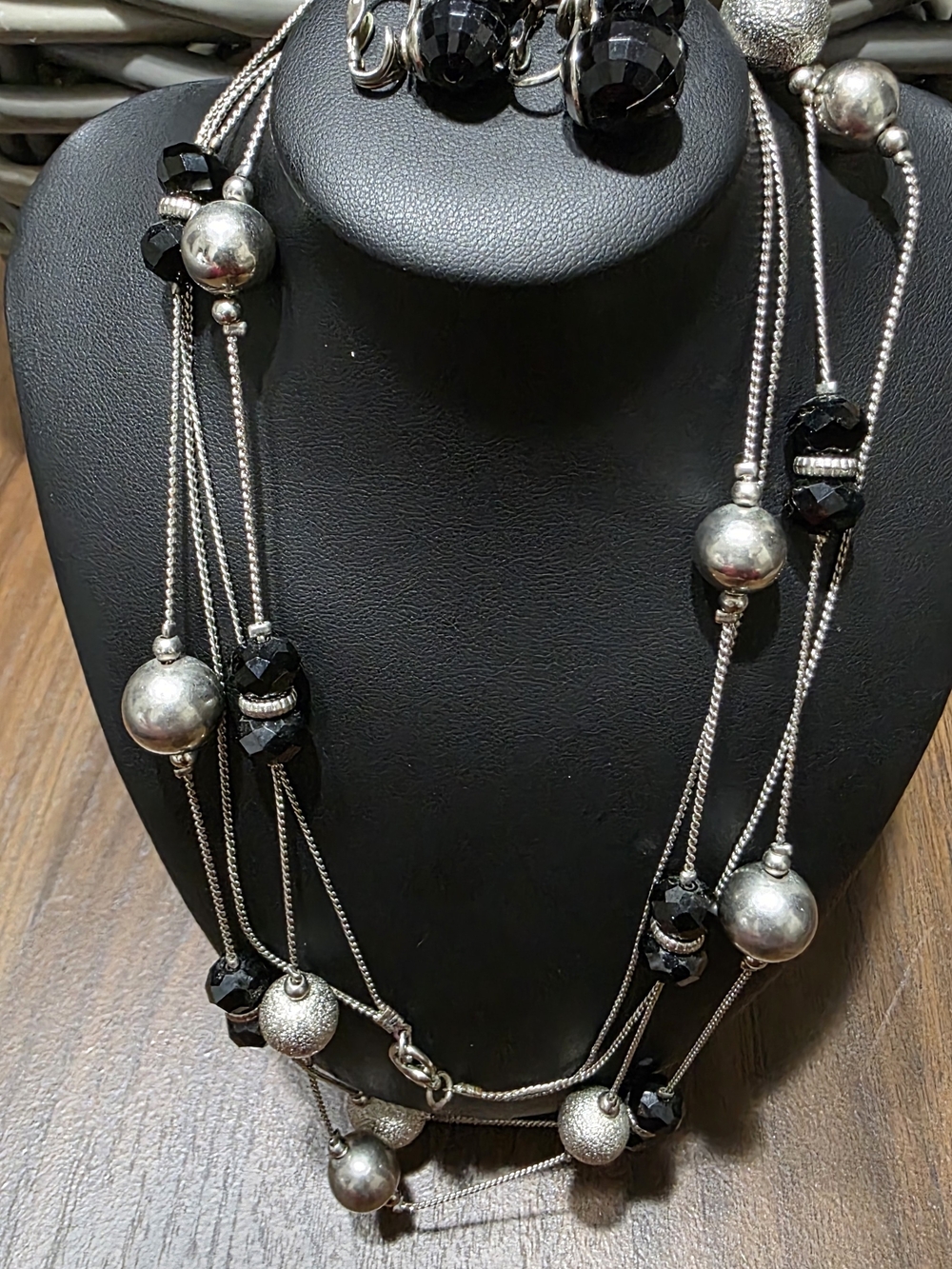 Multi-Strand Black and Silver Beaded Women’s Necklace